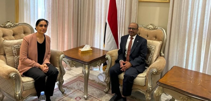 وزير النفط والمعادن يبحث مع السفيرة البريطانية تعزيز التعاون المشترك ودعم الاستثمارات في قطاع الطاقة