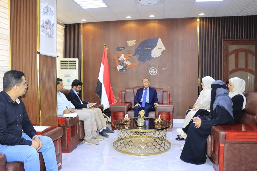 وزير الصناعة يؤكد تعزيز الشراكة مع منظمات المجتمع المدني لتمكين المرأة اقتصادياً وتوسيع فرص التنمية المستدامة