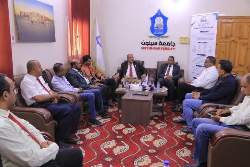 توقيع اتفاقية شراكة بين جامعة سيئون ومركز روافد حضرموت لتعزيز البحث العلمي والتنمية المجتمعية