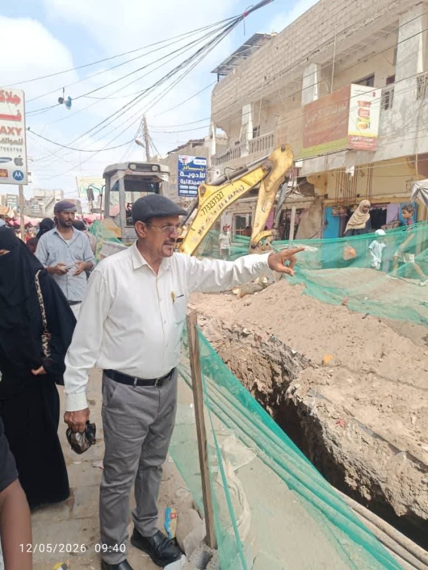 بتوجيهات الأستاذ عبود ناجي حسين ، النزول والإشراف على سير العمل في مشروع تأهيل مجاري البساتين .