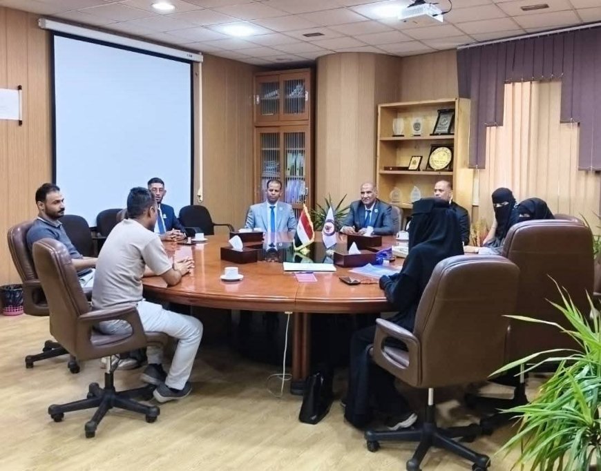 رئيس جامعة سيئون يلتقي مبتعثي الجامعة بجامعة المنصورة بمصر ويؤكد حرص الجامعة على دعمهم أكاديمياً ومعنوياً
