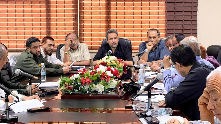 لحج.. تنفيذي المحافظة يعقد اجتماعه الدوري برئاسة المحافظ "الحالمي" ويناقش تقارير التخطيط الدولي والاستعداد لموسم السيول