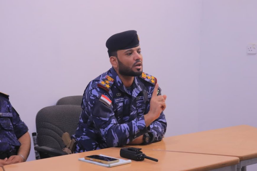 العميد الركن أحمد سعيد دركم يلتقي الضباط الخريجين من منتسبي قوات النجدة بمأرب ويشيد بدورهم الوطني