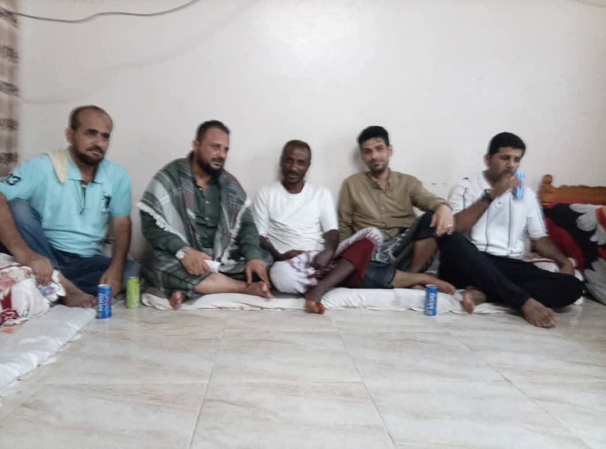 قيادة نادي الشعلة، برئاسة الشيخ هاني اليزيدي، تقوم بزيارة إلى الكابتن عبد الحكيم كرامة في منزله بمنطقة الخيسة.