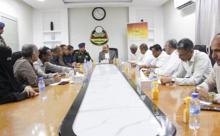 بحضور مدير أمن حضرموت الساحل  المدير باعباد يرأس اجتماع اللجنة الإشرافية الفرعية للاختبارات لإقرار الخطة الأمنية للمراكز الاختبارية