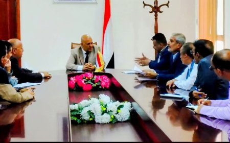 اجتماع برئاسة المحافظ شمسان يقر تشكيل لجنة لوضع ضوابط لتنظيم الأسواق بتعز