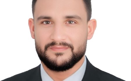 مدير عام الإعلام التربوي (الدباء) يشيد بتكليف الزميل (برهان) مديرًا لإدارة الإعلام بمكتب تربية عدن