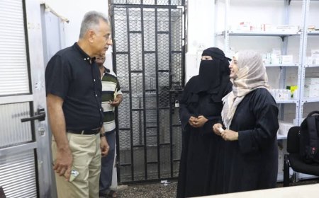 الجاوي يطلع على التجهيزات لبدء ترميم المجمع الصحي بالمعلا