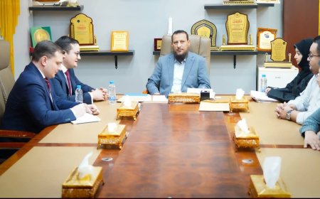 محافظ العاصمة عدن يبحث مع السفير الروسي تعزيز التعاون المشترك