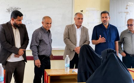 وزير التربية والتعليم العبادي ومحافظ لحج يتفقدان سير امتحانات الثانوية في عدد من المراكز الامتحانية بالمحافظة
