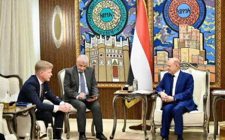 الرئيس العليمي يطلق تحذيراً زمنياً غير مسبوق للمبعوث الأممي: كل يوم تأخير يفتح أبواب الجحيم