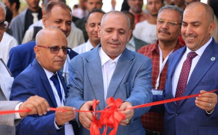 وكيل أول محافظة تعز يفتتح المؤتمر الطلابي الرابع للبحث والابتكار بجامعة تعز