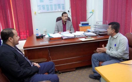 المحافظ بن الوزير يلتقي قيادة السلطة المحلية بمديرية رضوم ويؤكد أستمرار دعمه لجهود التنمية وتحسين الخدمات.