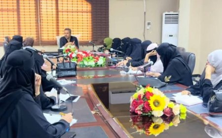 محافظ لحج يترأس اجتماعاً موسعاً لقطاع المرأة ويعلن التوجه لإطلاق مشاورات تشكيل مجلس وإستشاري نسوي بالمحافظة لدعم التنمية ... 