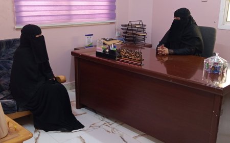 مناقشة أوجه التعاون المشترك بين جمعية ايڤت لتنمية المرأة والمجتمع واللجنة الوطنية للمرأة بساحل حضرموت اعلام اللجنة الوطنية للمرأة