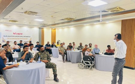 المدير العام لأمن ساحل حضرموت يدشن جلسة توعوية حول مخاطر حمل السلاح وتعزيز حماية المدنيين