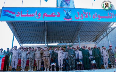 إعادة ترتيب الصفوف.. قرار جديد يمنح (المشوشي) قيادة التشكيل العسكري الأبرز في عدن