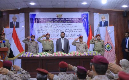 العرادة: بناء جيش وطني محترف هو الخيار الاستراتيجي للدولة