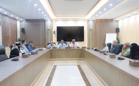 وزارة الزراعة والأسماك تناقش مع برنامج الأمم المتحدة الإنمائي التقدم المحرز في مشروع تأهيل ميناء الاصطياد بعدن