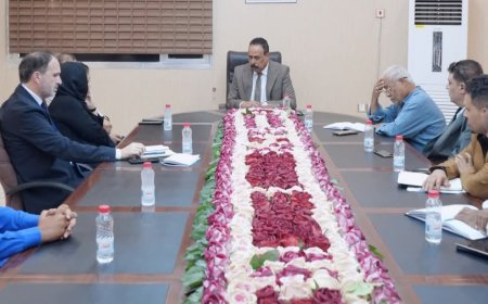 وزير الأشغال العامة والطرق يطلع على نتائج اجتماعات القاهرة مع البنك الدولي. 