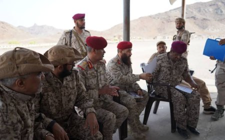 لجنة وزارة الدفاع تواصل أعمالها في محور باب المندب وتطلع على جاهزية وحداته العسكرية