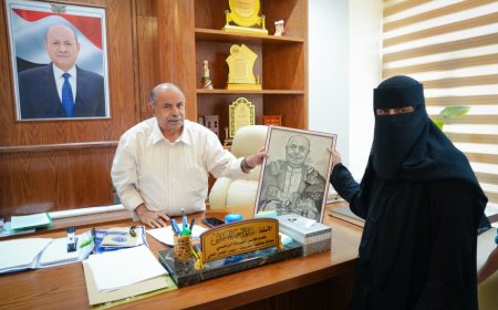 عضو مجلس القيادة محافظ حضرموت يؤكد دعم السلطة المحلية للفنانين والمبدعين ويشيد بإنجازات الفنانة رشا الحداد