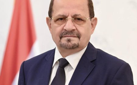 رئيس الوزراء لـ«عكاظ»: الحكومة تواجه إرثاً ثقيلا من الاختلالات.. حوار