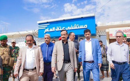 المحافظ بن الوزير يدشّن العمليات الجراحية لمخيم العيون بمستشفى شبوة العام للأمومة والطفولة