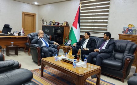 الأردن: نائب رئيس جامعة إقليم سبأ يبحث مع وزير التعليم العالي الاردني تطوير العلاقات الاكاديمية والعلمية  