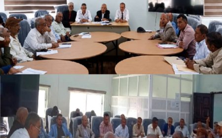 مدير عام الزراعة بـ«تعز» يترأس اجتماعاً موسعاً لمناقشة الأداء وخطط التطوير المؤسسي