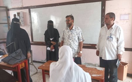 مدير تربية صيرة يتفقد سير امتحانات الثانوية العامة في ثانوية أبان النموذجية 