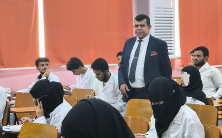 في أجواء أكاديمية منظمة.. كلية طب الأسنان بجامعة عدن تدشن امتحانات الفصل الثاني 