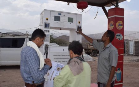 بتوجيهات المحافظ الرباش.. استمرار حملة تثبيت أسعار الغاز في خمس مديريات بأبين وسط ارتياح شعبي
