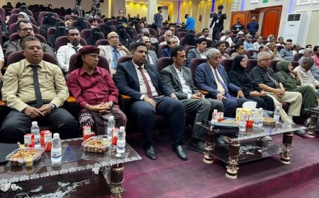 وكيل حضرموت الجيلاني يشهد حفل تخرج الدفعة الأولى من ماجستير الإدارة الصحية بالمكلا