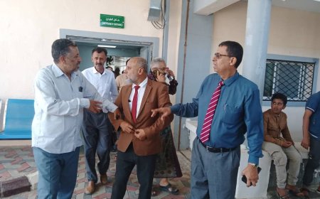 الصلاحي والجابر يضعان حجر الأساس لمشروع بناء المركز الصحي بمنطقة المحاور ويتفقدان عدداً من المواقع الصحية بمديريتي لبعوس والمفلحي