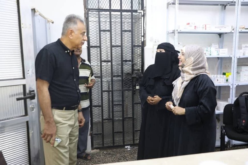 الجاوي يطلع على التجهيزات لبدء ترميم المجمع الصحي بالمعلا