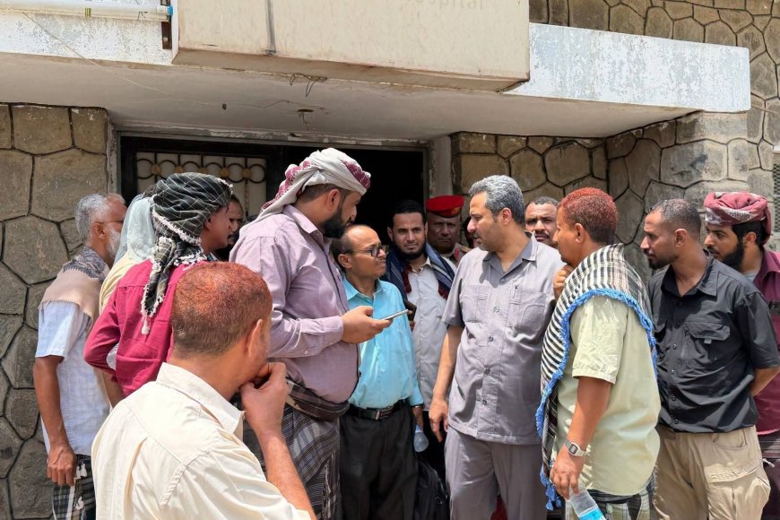 في زيارة ميدانية لمديرية طور الباحة.. محافظ لحج يتفقد الكلية الجامعية والمستشفى العام .