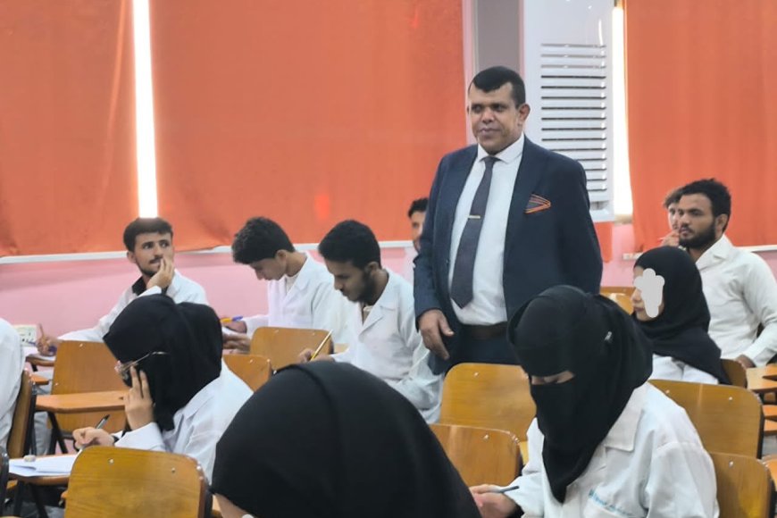 في أجواء أكاديمية منظمة.. كلية طب الأسنان بجامعة عدن تدشن امتحانات الفصل الثاني 