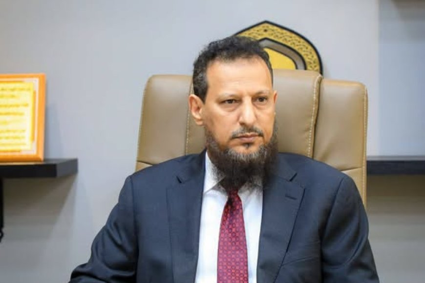 عاجل.. قرار مرتقب بإعفاء محافظ عدن من منصبه