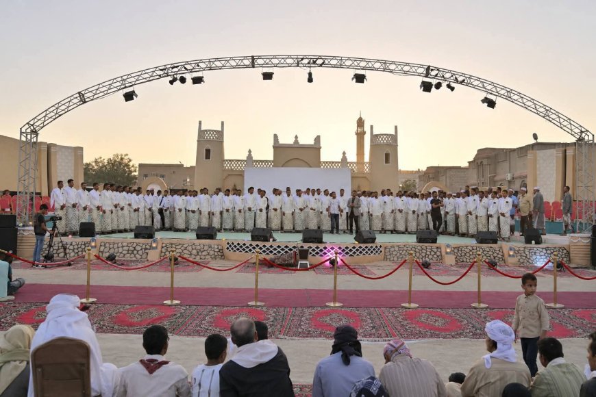 144 عريساً وعروساً يحتفلون بإكمال نصف دينهم ضمن مهرجان التيسير الـ18 في تريم حضرموت