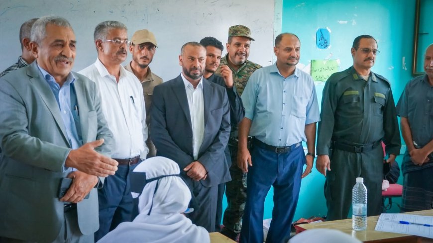 اللواء القبة يدشن اختبارات الشهادة الثانوية العامة بمحافظة الضالع