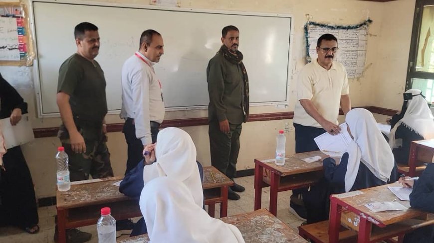 خلال تدشينه إمتحانات إنهاء الثانوية العامة..مدير عام المنصورة يؤكد أهمية الإمتحانات لترسيخ المعلومات لطلبة المدارس