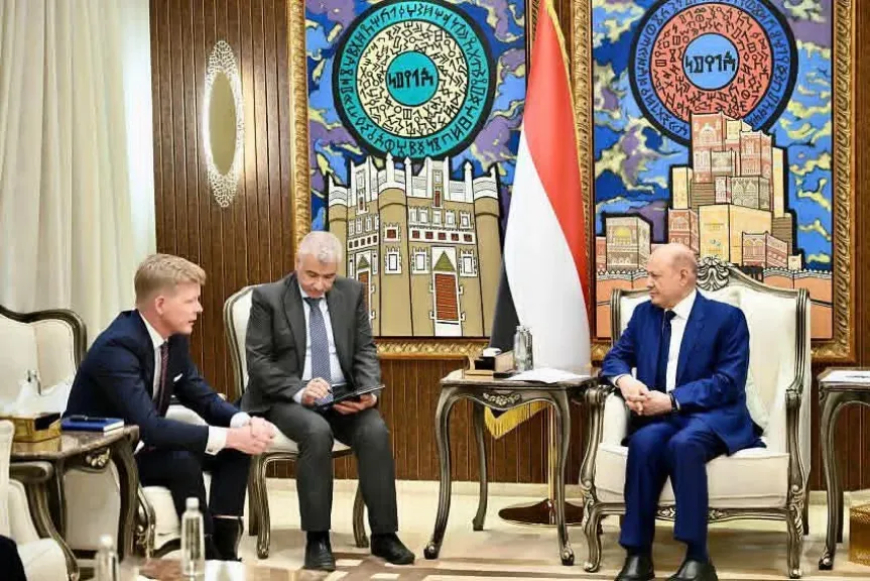 الرئيس العليمي يطلق تحذيراً زمنياً غير مسبوق للمبعوث الأممي: كل يوم تأخير يفتح أبواب الجحيم