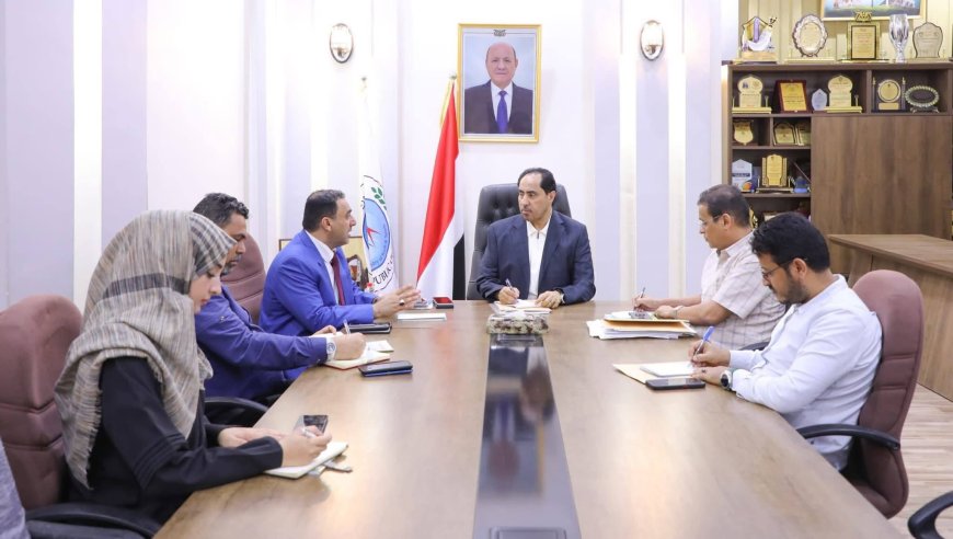وزير الشباب والرياضة يناقش مع وكيل قطاع الشباب مستجدات العمل الكشفي ومخرجات اللقاءات الإقليمية