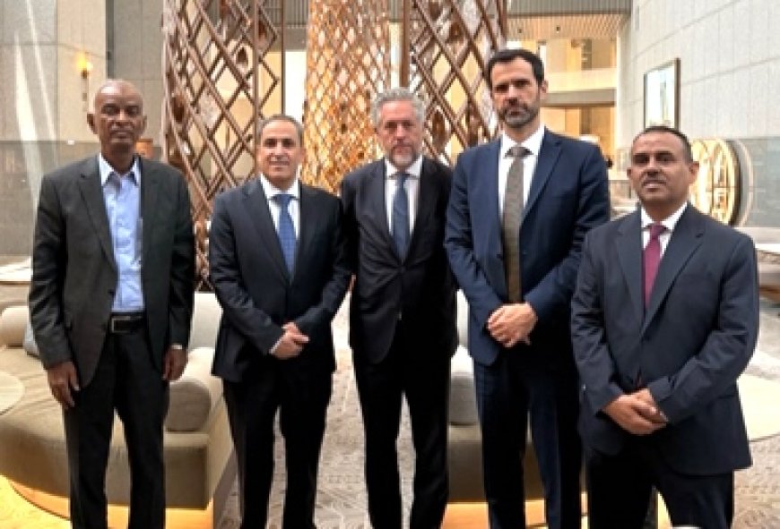 الهجري يبحث مع سفير الاتحاد الأوروبي المستجدات المحلية والإقليمية