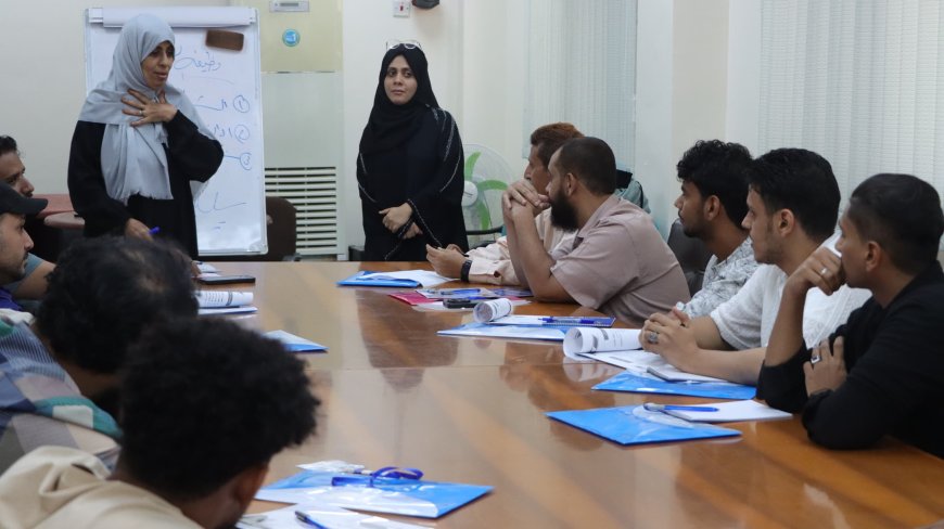 شركة النفط بعدن تفتتح دورة تدريبية حول «إدارة المشتريات والمخازن»