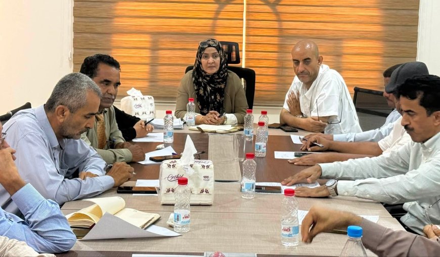 وزيرة الشؤون القانونية تعقد لقاءً موسعاً مع مدراء عموم الشؤون القانونية في المحافظات المحررة