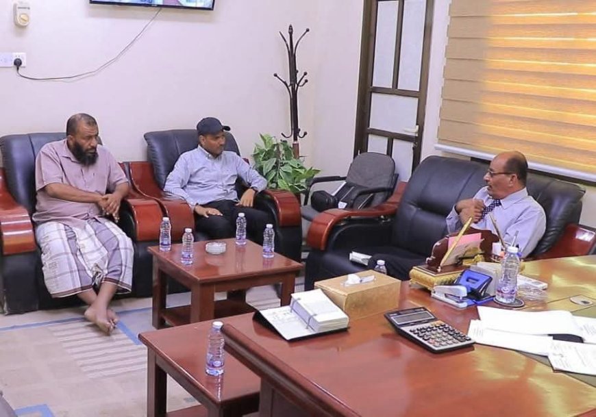لقاء بسيئون يناقش سبل تحسين خدمة الكهرباء بمديريات وادي وصحراء