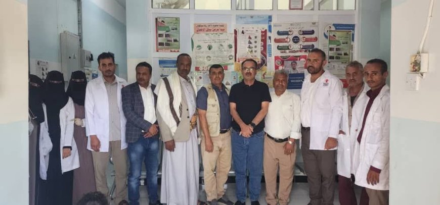 مدير الصحة بتعز يزور مديرية سامع 