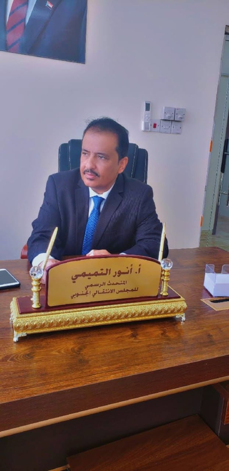 الدميني ينتقد تصريحات ناطق المجلس الانتقالي بشأن اغتيال الصحفي محمد عيضة